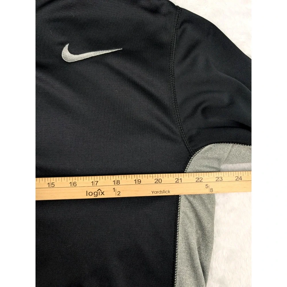 Nike Therma-Fit Hoodie Men's L Black Gray Pullover Training Sweatshirt‎